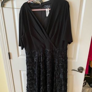 black evening dress sleeves to the elbow